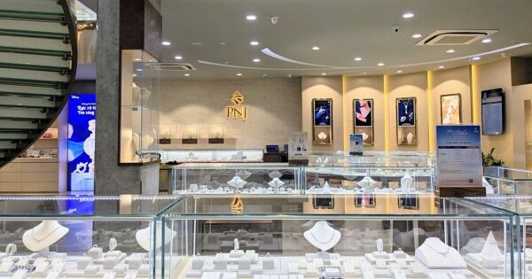 PNJ lãi hơn 1.600 tỷ đồng sau 9 tháng, doanh thu bán vàng 24K tiếp tục thu hẹp