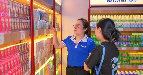 Hiệu quả chuyển đổi số, gia tăng độ phủ hệ thống cửa hàng giúp Vinamilk tăng tốc doanh thu trong quý III