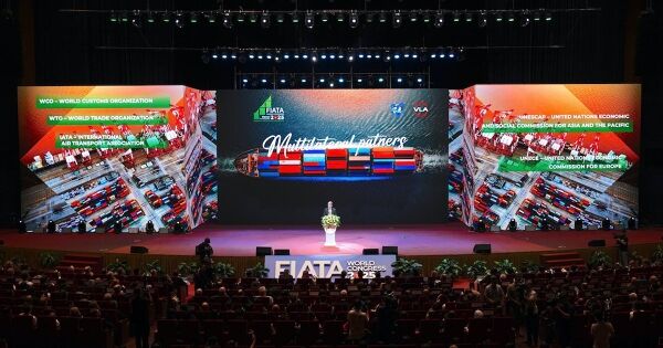 Việt Nam đang nổi lên như một trung tâm logistics mới của châu Á