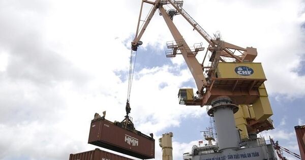 Logistics xanh: Từ áp lực chi phí đến tạo lợi thế cạnh tranh