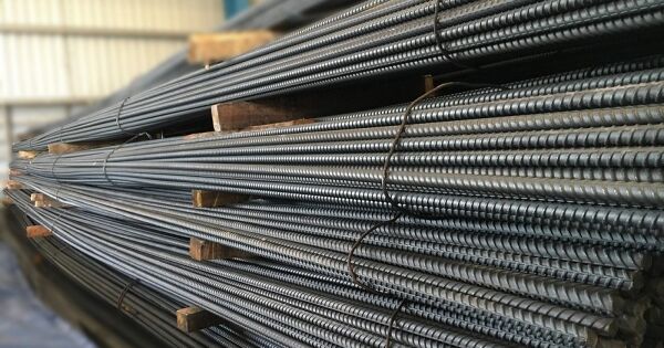 Trung Quốc đẩy mạnh xuất khẩu thép sang Arab Saudi giữa làn sóng bảo hộ thương mại