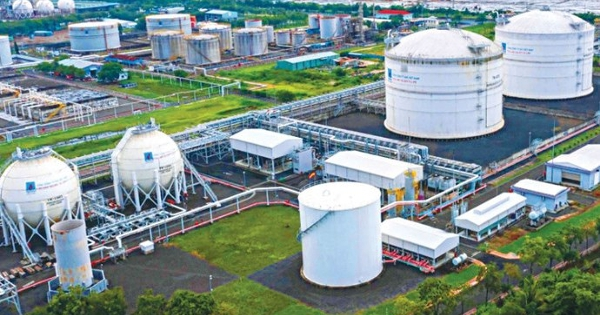 Đề xuất dự án điện khí LNG được mua bao tiêu 75% trong 15 năm