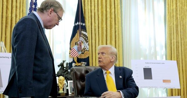 Dân mệt mỏi vì giá cả cao, chính quyền ông Trump phát tín hiệu sẽ giảm thuế quan