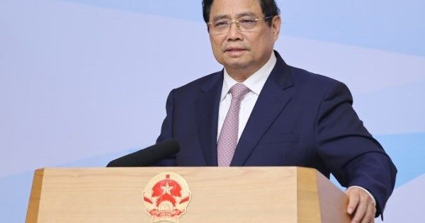 Thủ tướng yêu cầu đưa Trung tâm tài chính quốc tế hoạt động ngay tháng 11