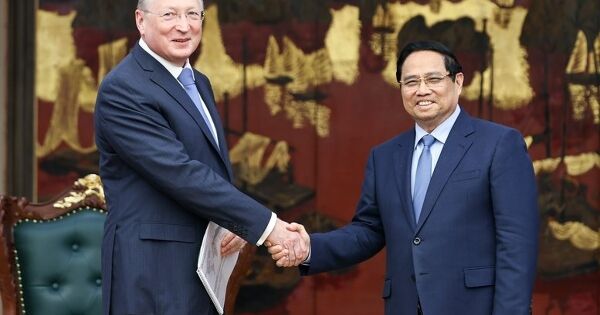 Doanh nghiệp dầu khí Nga muốn xây dựng trung tâm năng lượng tại Việt Nam