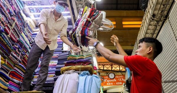 'Hộ kinh doanh giảm đáng kể chi phí nếu nộp thuế trên lãi'