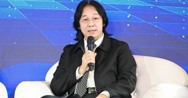 Chủ tịch Tập đoàn Nguyễn Hoàng: Khi biết chọn sai tôi sẽ cắt bỏ làm mới, vì ‘bơi xa quá’ có thể không về được bờ