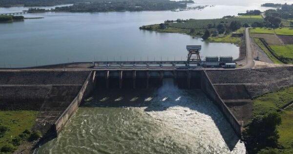 Hồ thủy điện lớn nhất miền Nam tăng mức xả lũ gấp 3 lần