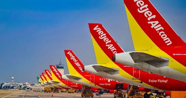 Vé Tết đẩy xu hướng bay tiết kiệm lên ngôi