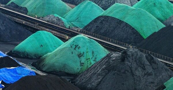 Giá than luyện thép trên đà tuần tăng mạnh nhất kể từ tháng 8