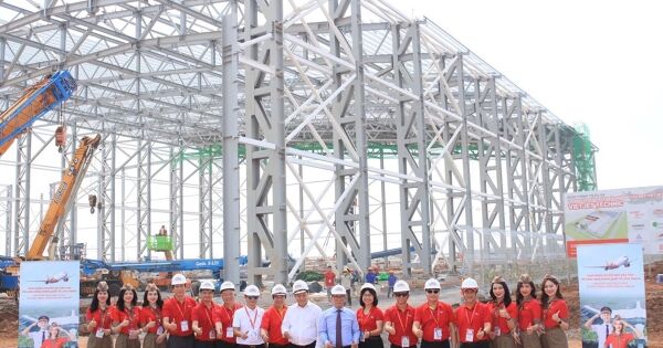 Vietjet cất nóc hangar chuẩn quốc tế, khai trương chuyến bay tới Cảng Hàng không quốc tế Long Thành