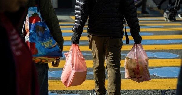 Fed đón tin tốt: CPI hạ nhiệt bất ngờ trong tháng 11, lùi khỏi mốc 3%