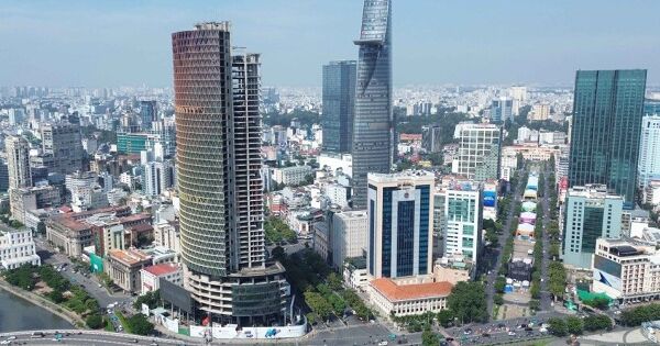 Bộ Xây dựng kiến nghị rà soát chính sách tín dụng và thuế để chặn đà tăng giá nhà