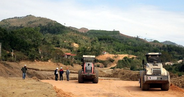 Dồn lực thi công thông tuyến hai dự án cao tốc qua Lạng Sơn trong năm 2025