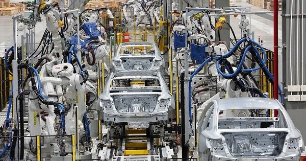 Nhận định 'tăng trưởng GDP của Việt Nam chủ yếu dựa vào FDI, sức khoẻ doanh nghiệp tư nhân yếu ớt' có còn chính xác?