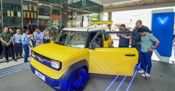 VinFast bán 10.000 xe ở nước ngoài trong 2024