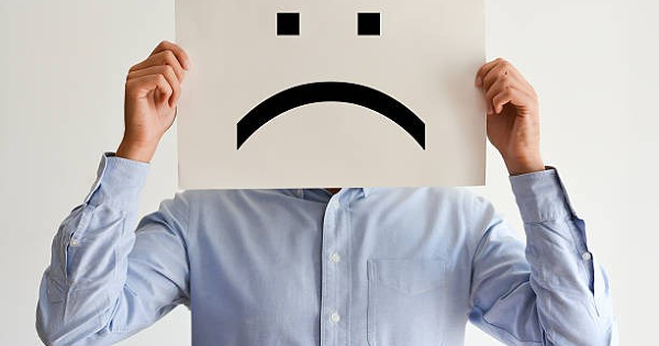 Cổ phiếu đầu cơ một thời bị đình chỉ giao dịch