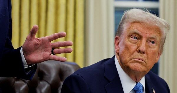 Mexico, Canada chạy đua với thời gian ngăn ông Trump áp thuế