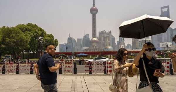 Hệ thống tài chính của Trung Quốc đang chịu áp lực nghiêm trọng