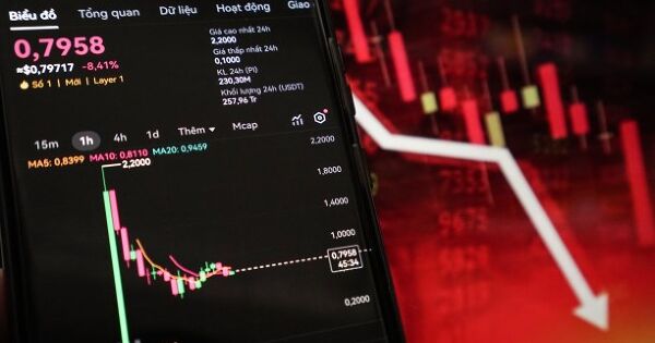 Giá Pi giảm hơn nửa, CEO sàn tiền số tiếp tục cảnh báo lừa đảo