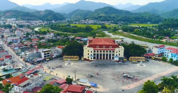 Hàng chục tỉnh thành không đạt tiêu chí về diện tích, dân số