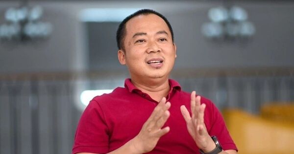 Ông Đoàn Văn Hiểu Em: Doanh số chuỗi điện thoại/điện máy tăng 32% dù giảm hàng trăm cửa hàng