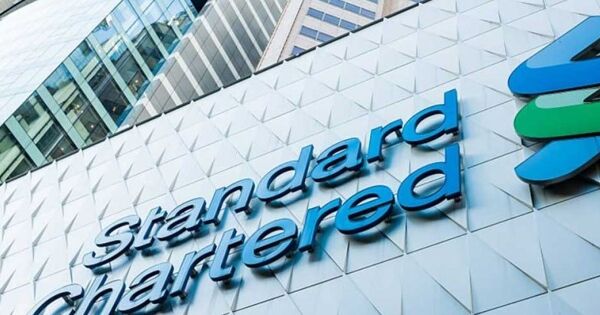 Standard Chartered: 'NHNN có thể tăng lãi suất thêm 50 điểm cơ bản trong quý II nhằm ứng phó với lạm phát gia tăng'