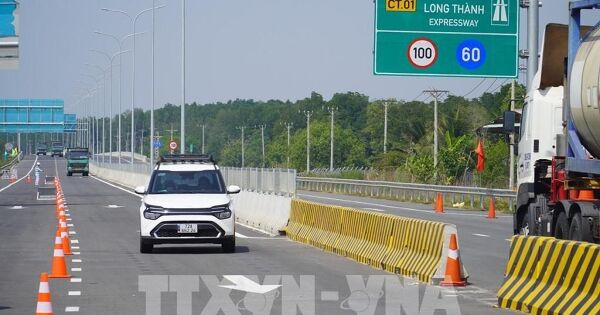 Thông xe 2 đoạn tuyến thuộc cao tốc Bến Lức - Long Thành