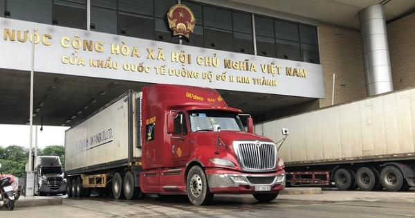 Vận chuyển hàng hóa Trung Quốc - Việt Nam tăng mạnh trong tháng đầu năm