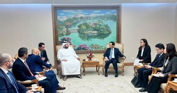 Phó Thủ tướng đề nghị UAE xây dựng trung tâm trung chuyển, dự trữ dầu mỏ tại Việt Nam