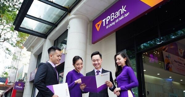 Trước thềm đại hội, TPBank bất ngờ trình phương án chia cổ tức 10% tiền mặt, 5% bằng cổ phiếu