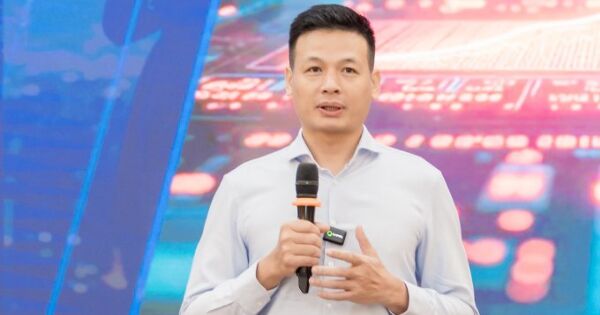 Phát triển nhân lực chip bán dẫn theo hướng 'đi để trở về'