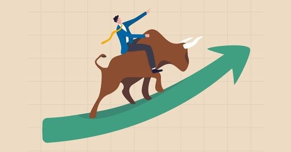 Cổ phiếu chứng khoán, bất động sản đồng loạt xanh, tím, VN-Index tăng gần 13 điểm