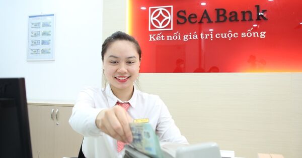 Một ngân hàng báo lãi tăng ba con số trong quý I nhờ thu hơn 2.600 tỷ từ bán công ty tài chính