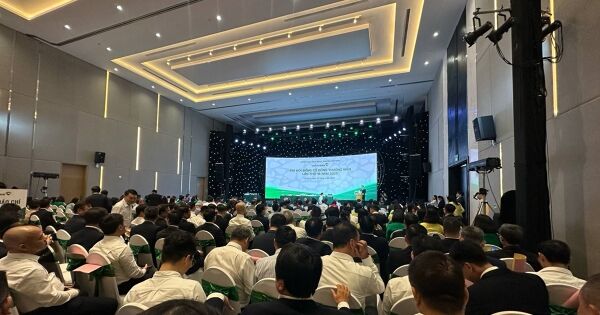 Chủ tịch Vietcombank: Tỷ trọng FDI lớn, Vietcombank chịu tác động từ thuế quan nhiều hơn ngân hàng khác