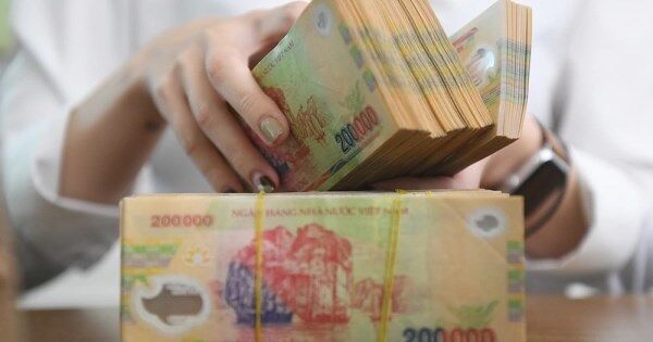 Những doanh nghiệp trả cổ tức tiền mặt vượt lãi ngân hàng