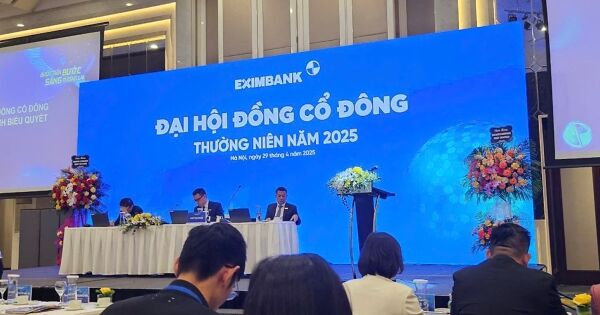 ĐHĐCĐ Eximbank: Chúng tôi hướng đến mục tiêu dài hạn, tránh tâm lý đầu tư 'ăn xổi ở thì'