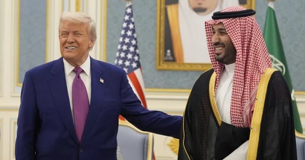 Ông Trump mang 1.000 tỷ USD vốn đầu tư về Mỹ trong chuyến thăm Arab Saudi