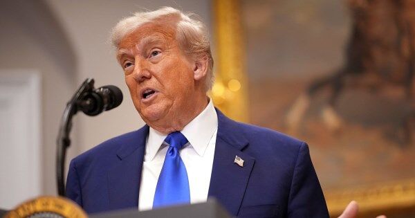 Ông Trump sẽ ấn định lại thuế quan trong vài tuần tới, thông báo sẽ được gửi qua thư