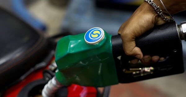 IEA: Nguồn cung dầu toàn cầu sẽ tăng gấp 4 lần dự báo trước đó sau khi OPEC+ tăng sản lượng