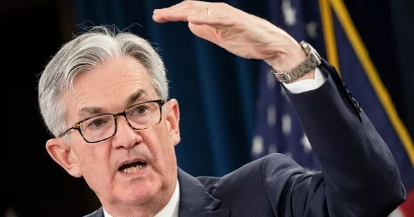 Chủ tịch Fed cảnh báo lãi suất dài hạn có thể tăng cao vì các cú sốc nguồn cung