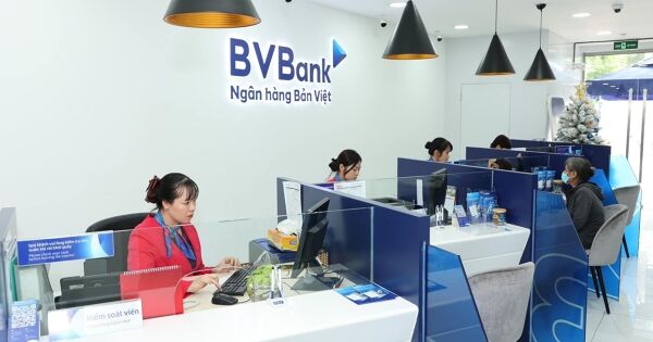 Một ngân hàng báo lãi tăng hai chữ số, tỷ lệ nợ xấu tăng lên gần 3,5%