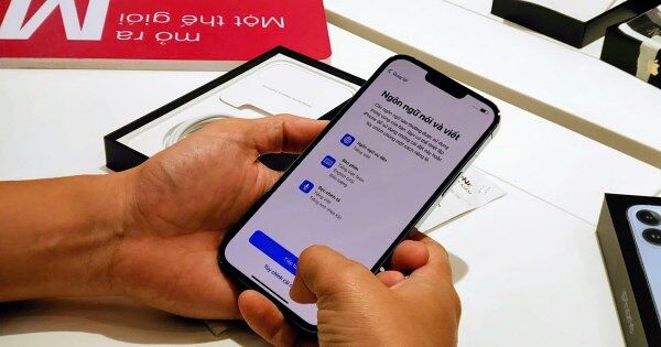 Apple đã biến Việt Nam thành cứ điểm sản xuất để nhập hàng vào Mỹ như thế nào?