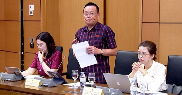 Chủ tịch Dabaco đề xuất thí điểm cơ chế DN được hưởng 'giấy phép im lặng'