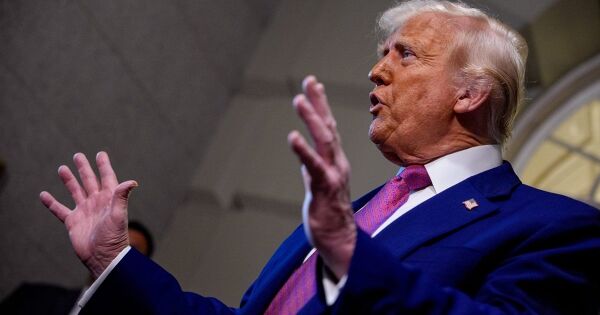 Trump Media công bố sẽ phát hành cổ phiếu và vay nợ để lập quỹ dự trữ bitcoin 2,5 tỷ USD