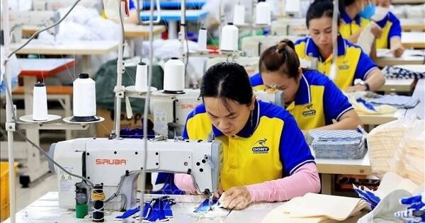 Sau cao điểm giao hàng, ngành dệt may đối mặt nguy cơ giảm đơn từ thị trường Mỹ