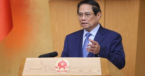 Thủ tướng: Ban hành 28 nghị định về phân cấp, phân quyền chậm nhất ngày 15/6