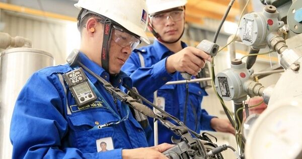 Lợi nhuận BSR lao dốc 64%, đã rót gần 2.000 tỷ vào dự án mở rộng nhà máy