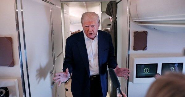 Ông Trump đang nóng lòng muốn có các thoả thuận để cứu nền kinh tế Mỹ