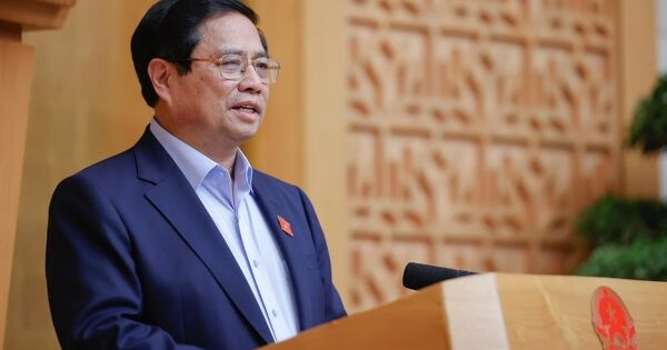 Thủ tướng yêu cầu sớm bố trí đủ kinh phí chi trả chế độ khi sắp xếp bộ máy